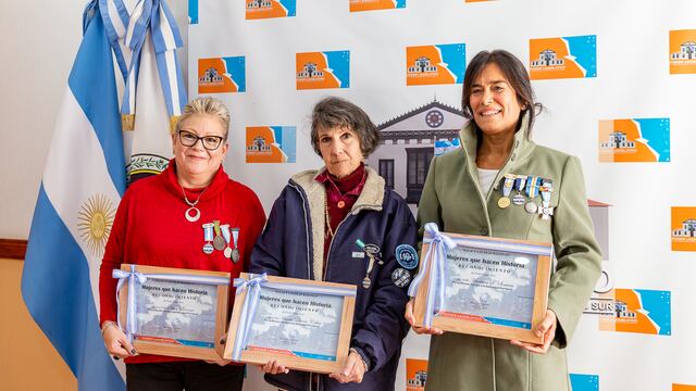 Desayuno protocolar de legisladores junto a las Veteranas de Guerra de Malvinas Mariana Soneira, María Liliana Colino y Silvia Barrera.