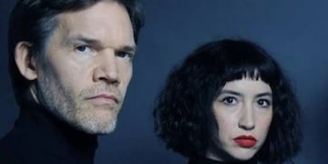 Juan Gil Navarro y Sofía Gala en la obra, Closer