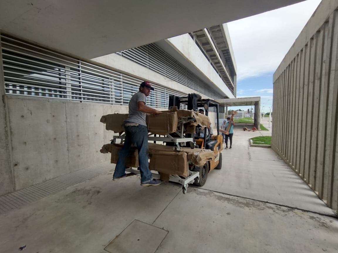 Llevan el equipamiento al nuevo Hospital de Rafaela