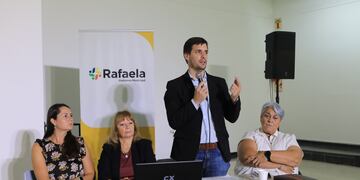 Entrega del FAE y anuncio de 10 nuevas aulas
