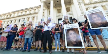 Familiares y amigos esperan novedades sobre la docente desaparecida desde el 5 de diciembre de 2022.