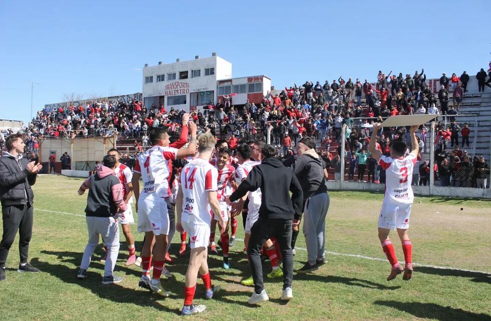 El “9″ le ganó a Ben Hur 2 a 1 y pasó a cuartos de final de la Copa Santa Fe