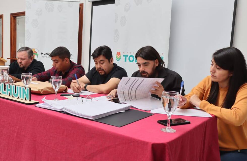 Tolhuin: el asfalto para el barrio 9 de Octubre está cada vez más cerca