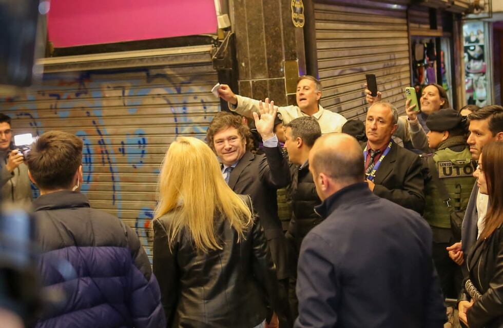 Presidente en modo espectador: Javier Milei fue a ver la obra de su novia Fátima Florez