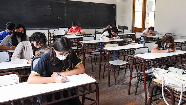 Clase de escuela secundaria (Mariana Villa / Los Andes)