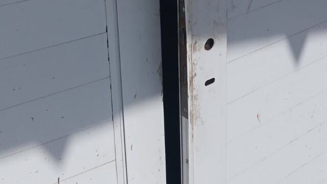 La puerta que fue forzada