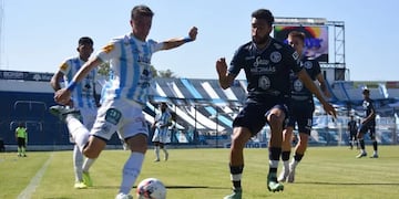 Gimnasia de Jujuy empató con Independiente Rivadavia y mantiene chances de clasificación.