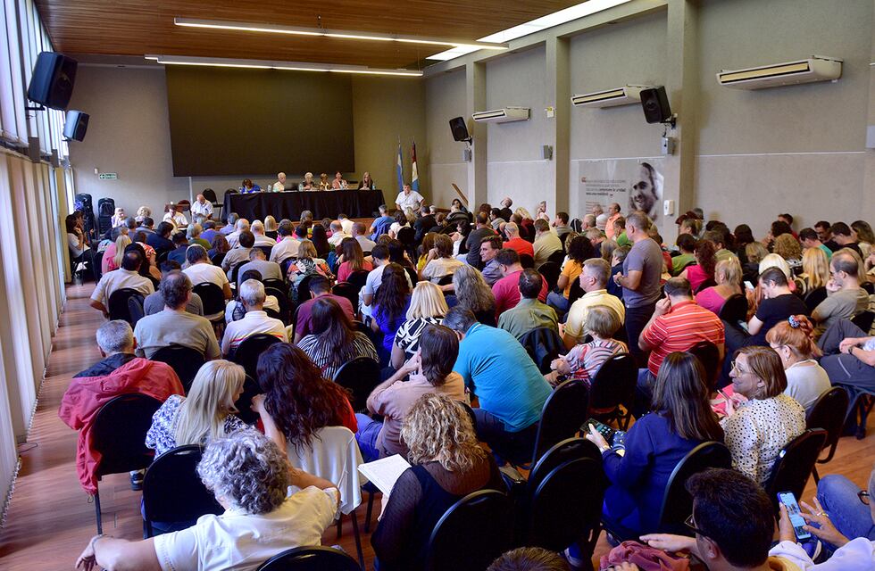 Uepc dio a conocer el ofrecimiento salarial de Provincia: ¿comenzarán las clases en Córdoba?