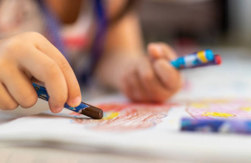 El dibujo de un nene de 7 años en Rosario: qué puede significar y cómo manejarlo