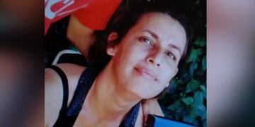 Mujer de 40 años desaparecida en Posadas: su hijo la busca con la policía.