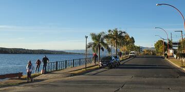Paisaje carlospacense en zona costanera de la ciudad, una tarde de otoño.