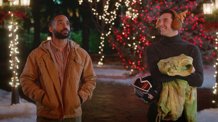 La película de Netflix recomendada se llama Single All The Way.