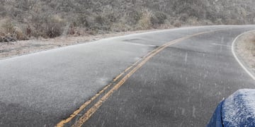 Alerta meteorológica por nevadas en Córdoba para este jueves 23 de mayo. (Policía de Córdoba).