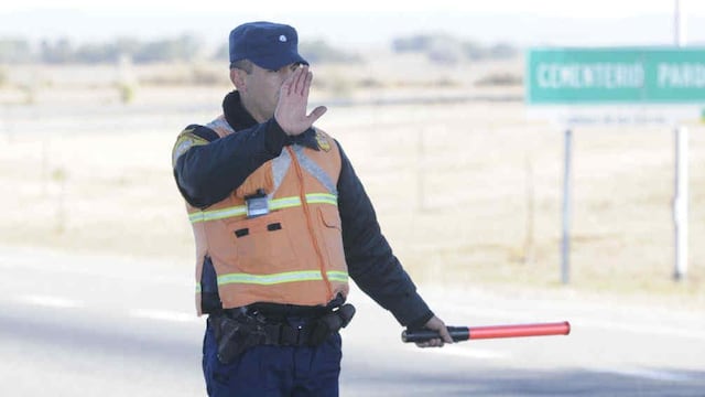 POLICÍA CAMINERA. Proponen bajar el precio de las multas (La Voz / Archivo).