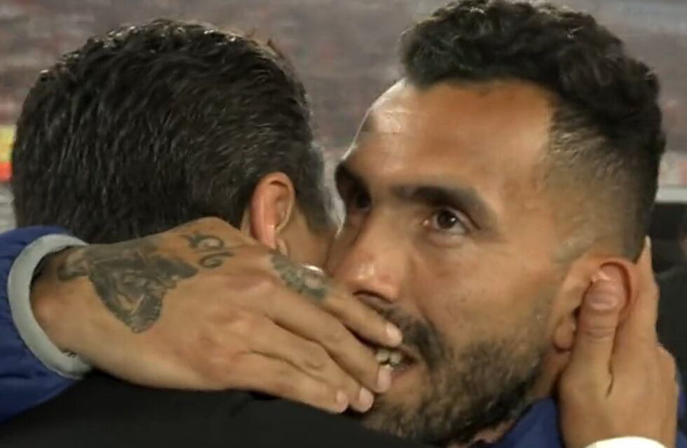 Qué le dijo Carlos Tevez a Marcelo Gallardo en su despedida del Monumental