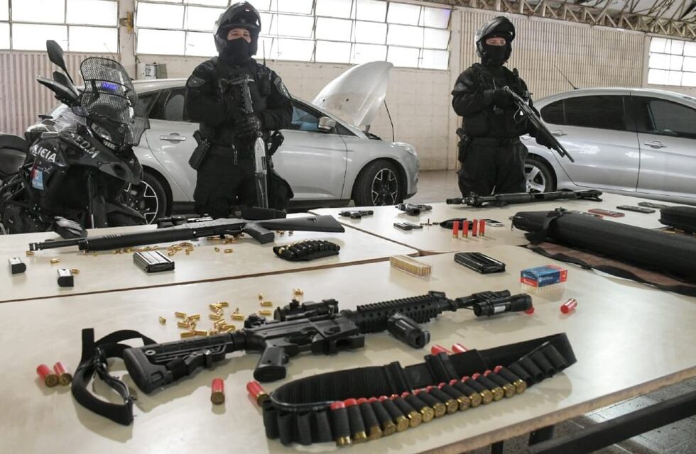 Operativo “Helena de Troya” en Córdoba: detuvieron a un Policía y otras 12 personas