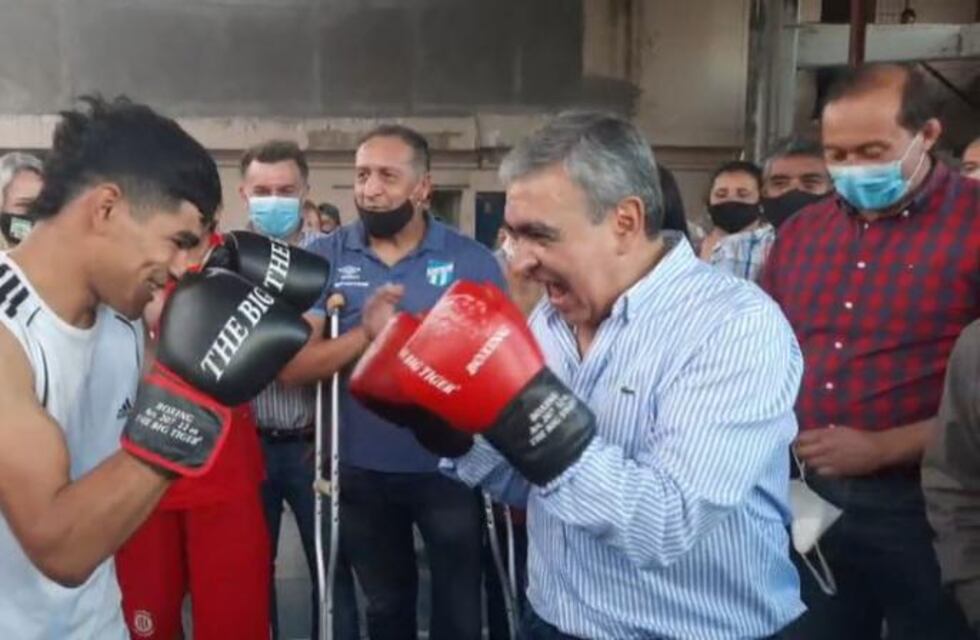 Alfaro: “Tendría que ser para todos. Esto es una chicana política”