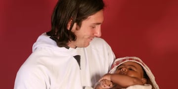 Leo Messi junto a Lamine Yamal.