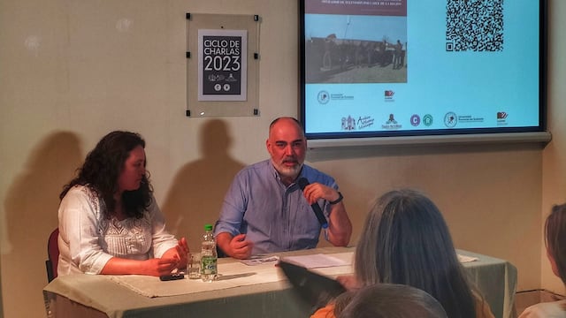 Charla del Archivo Histórico Municipal