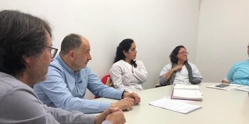 Garate y Olivera se reunieron con la Asociación de Profesionales del Hospital Municipal