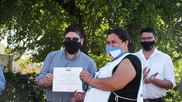 Familias de Miraflores regularizaron su situación habitacional.