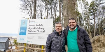 Vuoto junto a Juan Zabaleta recorrieron los trabajos de saneamiento de “El cañadón” y del “K y D