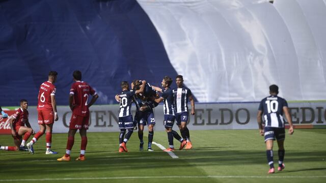 Retegui adelantó a Talleres ante Huracán (Foto: Ramiro Pereyra).