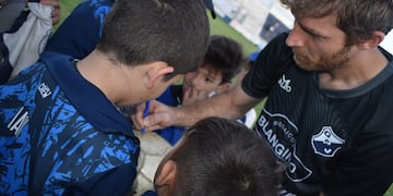 Su último paso como futbolista, en General Paz Juniors. La carrera de Mario Bolatti, que comenzó en Belgano, lo llevó por Europa y la selección de Maradona y Messi (oto: Prensa GPJ).