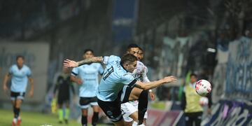 Pablo Vegetti peleó como siempre, pero esta vez Belgrano no tuvo gol y perdió (Prensa Belgrano).