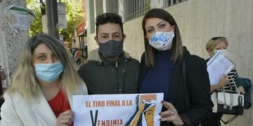 María Paula García, ex reina de la Vendimia 2007, encabezó una pedido para que no eliminen la elección de reinas de la Vendimia en Guaymallén.