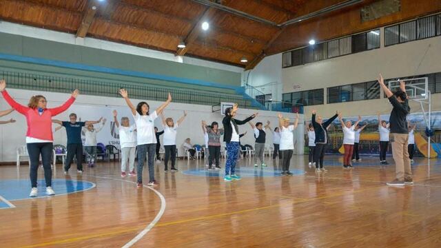 Impulsan actividades deportivas y recreativas para adultos mayores de Ushuaia