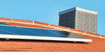 Eficientes. Una adecuada provisión de agua caliente por energía solar depende del volumen a consumir, la ubicación de la casa y el tipo de colector.