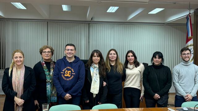 La Escuela Nº 429 de la ciudad exhibió el Museo virtual0" Mario R. Vecchioli" en el Concejo Municipal.