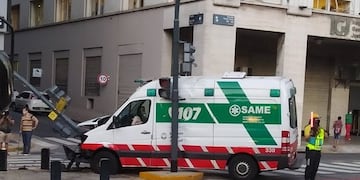 Choque de ambulancia en el centro porteño