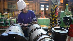 La Unión Industrial Argentina alertó sobre una posible caída de la economía en lo que resta del 2023 (La Voz/Archivo)