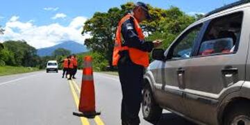 EL verano intensifica los controles en el Valle, y los vecinos piden accesibilidad para tener los papeles al día.