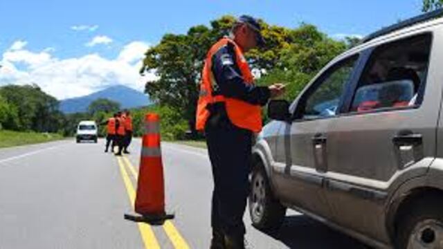 EL verano intensifica los controles en el Valle, y los vecinos piden accesibilidad para tener los papeles al día.