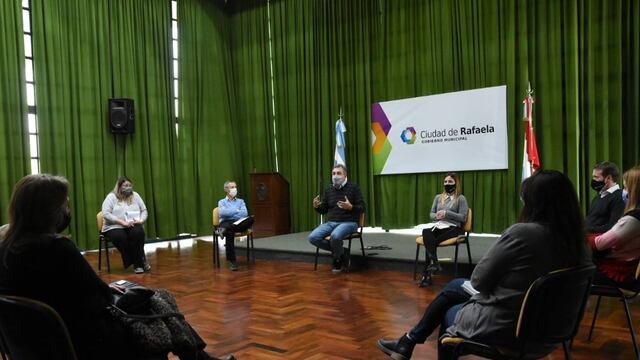 Reunión por obra de cloacas en cuatro barrios de la ciudad