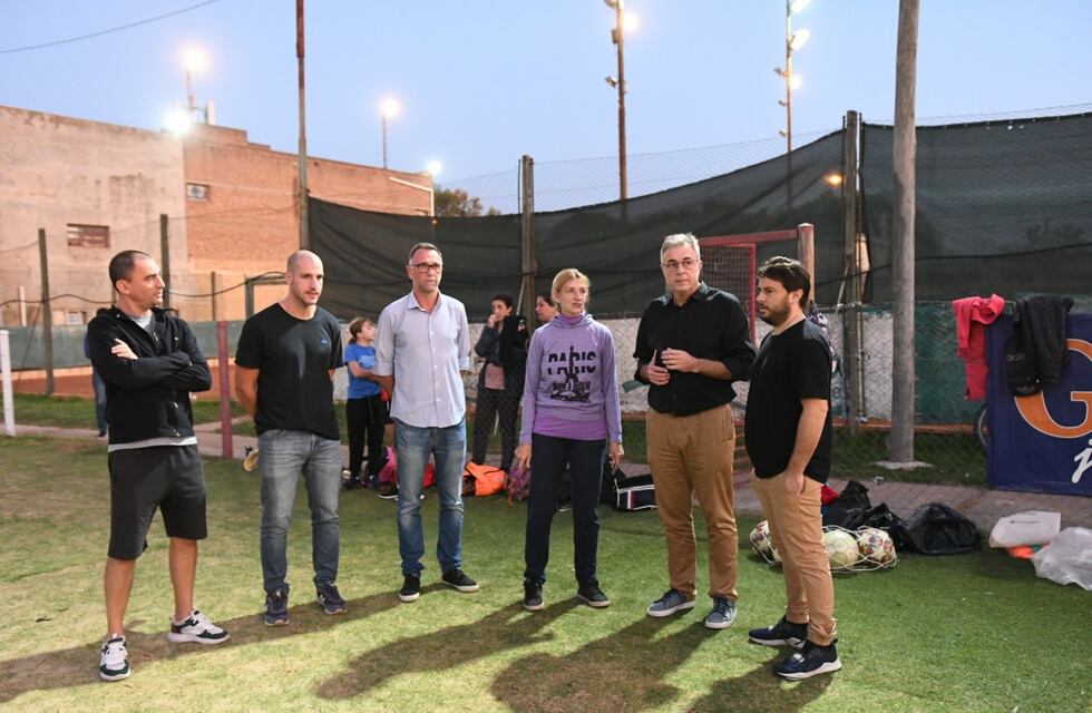 Luis Castellano visitó las instalaciones del Club 9 de Julio