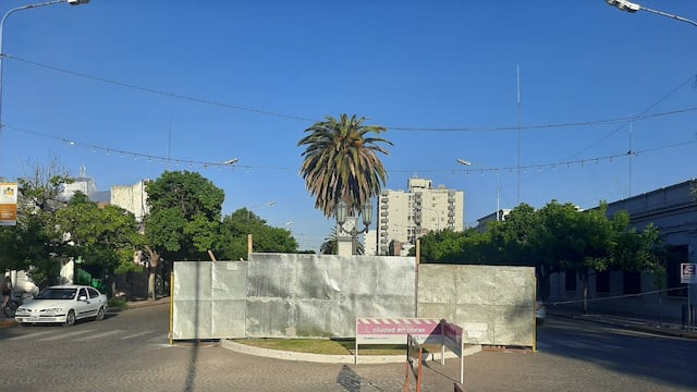 Comenzaron las remodelaciones de los canteros en el microcentro rafaelino