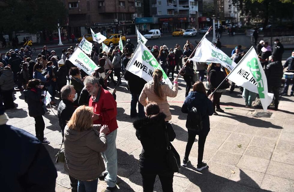 Con asambleas en las distintas reparticiones, el Suoem pide la reapertura de paritarias