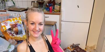 @aurikatariina ha sido considerada como "la reina de la limpieza" en las redes sociales.