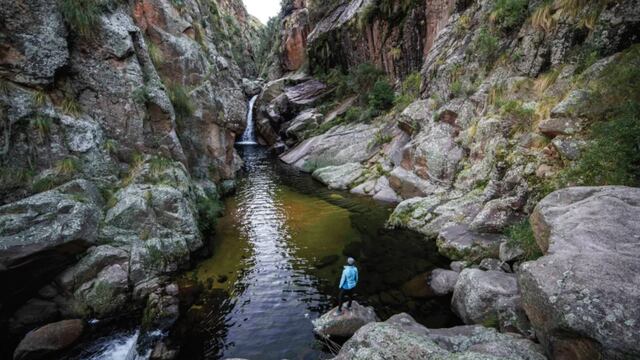 El río Mano Negra es un destino ideal para disfrutar en Córdoba.