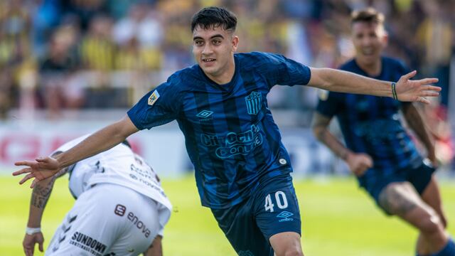 Facundo Buonanotte surgió de las inferiores de Rosario Central.