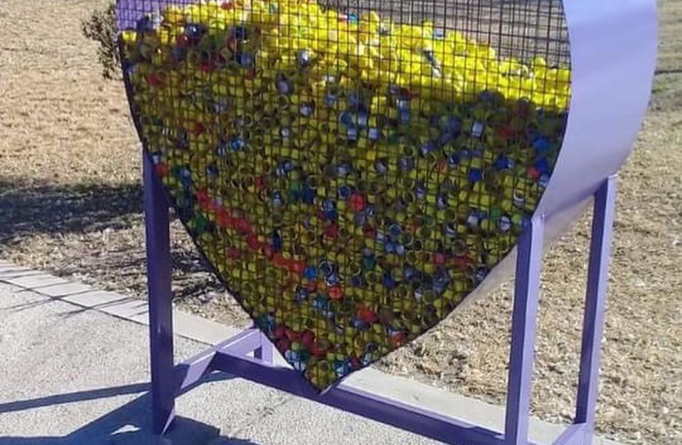Concarán solidario: donaron más de 300 kilos de tapitas al Garrahan
