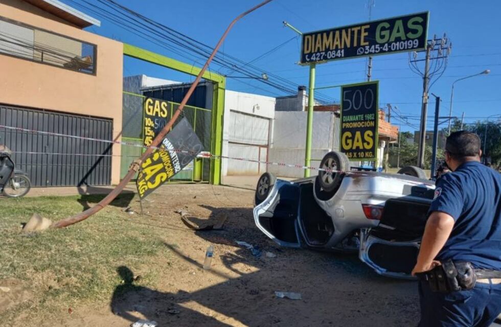 Video: Choque y vuelco en Concordia