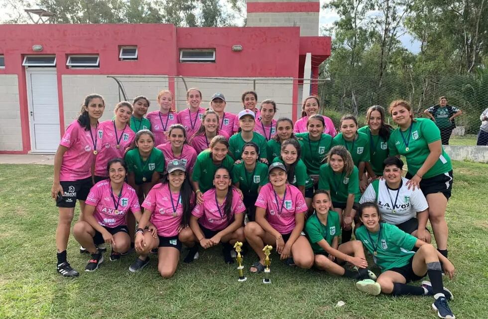 Las Pibas de La Verde salieron campeonas en dos categorías