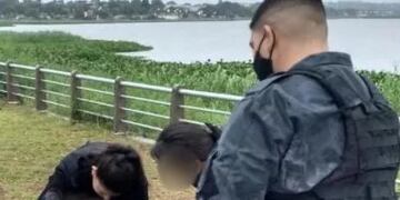 Rescatan a una mujer que se arrojó a las aguas del arroyo Zaimán en Posadas.