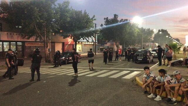 Enfrentamiento con infantería en San Rafael y Maipú, tras los festejos por Argentina campeón.