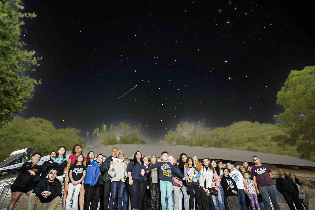 El astroturismo volvió a convocar a familias durante las vacaciones de invierno en Carlos Paz